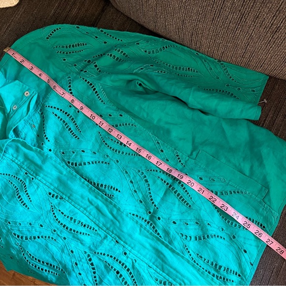 CHICOS EYELET %100 LiNEN JACKET
3/4 SLV JACKET CONGO GREEN
570201928 SIZE 4 - Picture 9 of 16